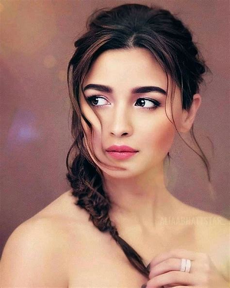 Pin By Sana Tahfeem On My Pins Alia Bhatt Hairstyles Alia Bhatt