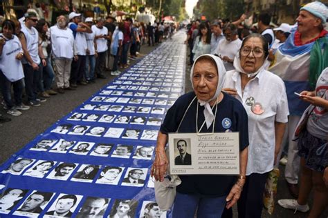 Día De La Memoria Miles De Argentinos Reivindican La Cifra Oficial De