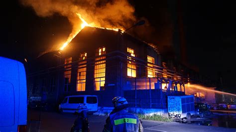 Gro Brand In Berlin Lichtenberg Neben Dong Xuan Vietnam Gro Markt