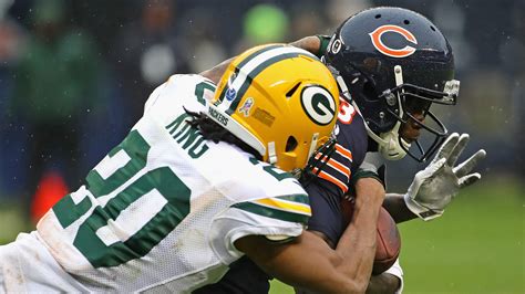 King off Injury List, Rookie out for Bears-Packers Rivalry