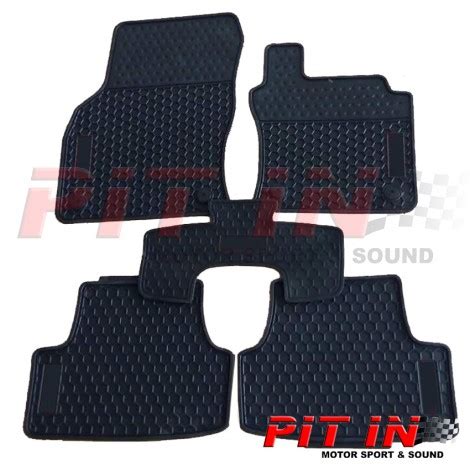 CUSTOM RUBBER MATS RED @Pit In Motorsport & Sound