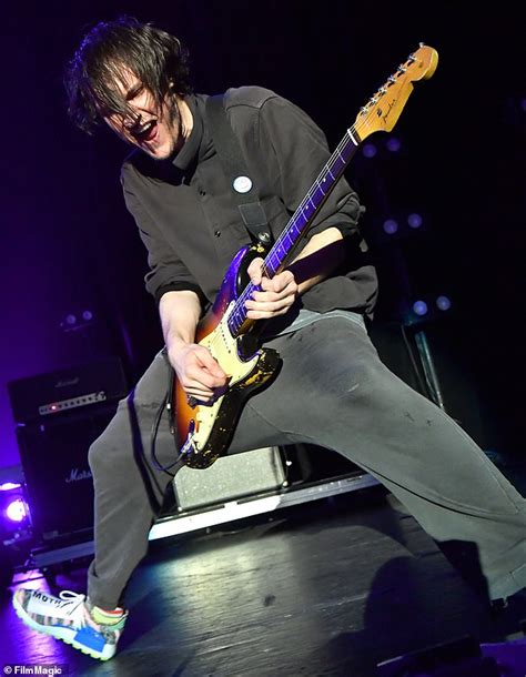 Red Hot Chili Peppers Announce Return Of Guitarist John Frusciante And Departure Of Josh