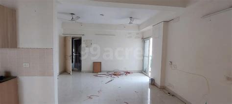 3 BHK Bedroom Apartment Flat For Rent In Maxblis White House Sector