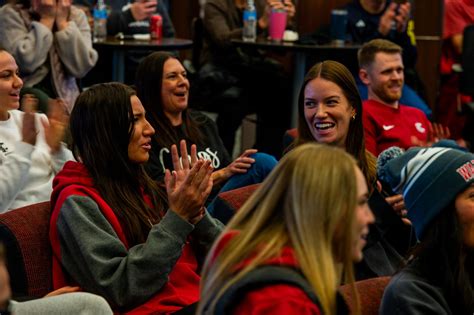 Five Cougs Earn Volleyball All Pac 12 Honors The Daily Evergreen