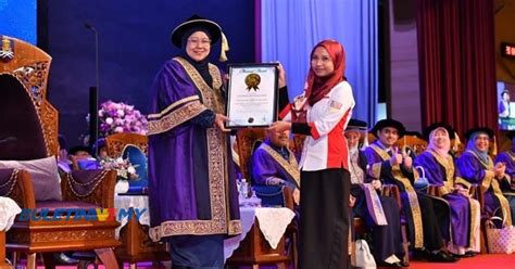 Istiadat Konvokesyen Uitm Ke 95 Terima Pengiktirafan Mbr Buletin Tv3