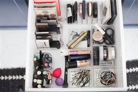 How To Organize Makeup Drawer In 5 Easy Steps Paisley And Sparrow