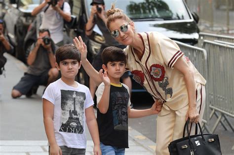 Céline Dion Rare Photo Avec Ses Jumeaux Nelson Et Eddy Pour La Bonne Cause