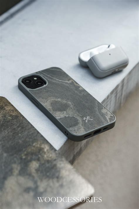 Nachhaltige Handyhüllen aus Stein | Woodcessories | Iphone hülle