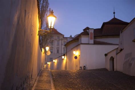 Prague Castle Tour after Dark - Unique walking tour | Prague Trips & Tickets