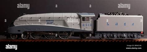 Gresley LNER Class A4 Pacific Silver Fox Locomotive, circa 1930s livery Stock Photo - Alamy