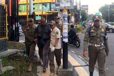 Viral Pengamen Di Malang Minta Uang Sambil Tempelkan Kemaluan Times Jatim