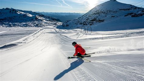 Laax gibt Saisonstart bekannt Erste Pisten ab 26 11 geöffnet