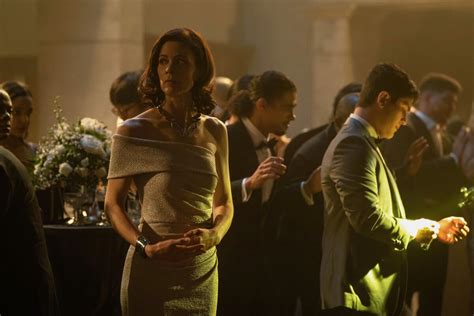 Gotham Knights Season 1 Episode 10 Review Poison Pill Tell Tale Tv