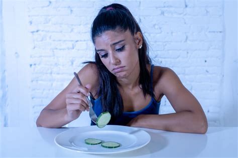 Disturbi Alimentari Cause Sintomi E Trattamenti