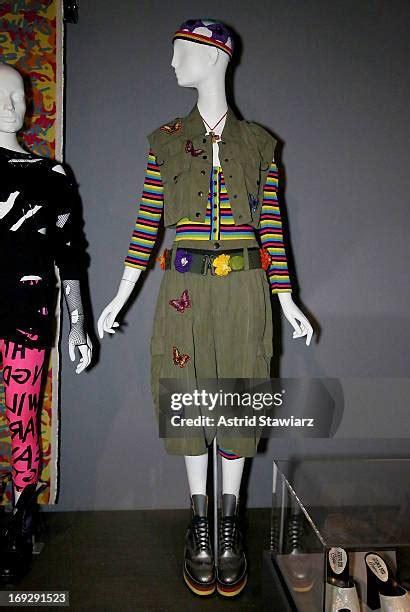 Anna Sui Rainbow Grunge Photos And Premium High Res Pictures Getty Images