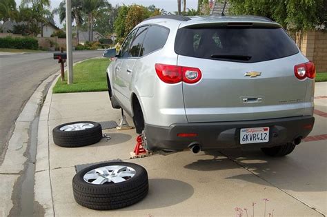 Suspension Walkaround 2010 Chevrolet Traverse Long Term Road Test