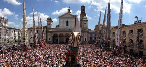 Festa Dei Gigli A Nola Va In Scena Lo Spettacolo Dei Giganteschi