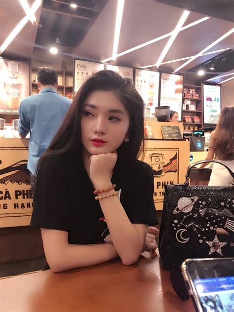 Hot Girl Th Xinh P Nguy N Lan Anh Khoe G C C Nh S C S O Quy N R Ng I P Vi T Gi I Tr