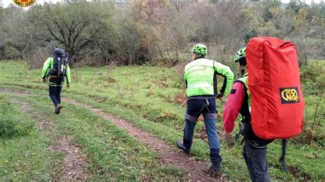 Esce Per Una Passeggiata In Montagna Ma Si Sente Male E Muore