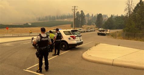 B C Wildfires 10k On Evacuation Order In Central Okanagan Globalnews Ca