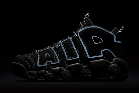 Nike Air More Uptempo Triple Black Le Site De La Sneaker