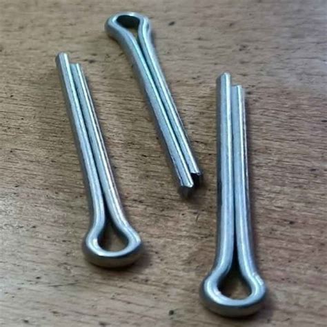 Polished White Stainless Steel Split Cotter Pin Pin Length 25 Mm At