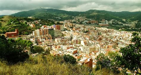 Descubre El Barrio De El Carmel En Barcelona