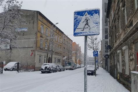 Pogoda W Bydgoszczy Zima Zn W Zaatakowa A Fatalne Warunki Na Drogach