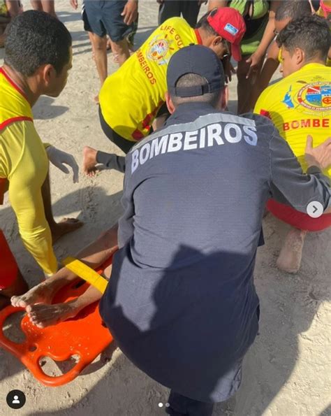 Duas Adolescentes De Anos Se Afogam E S O Resgatadas Em Praia Em S O