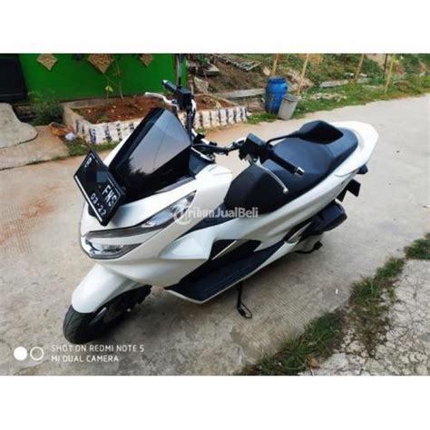 Honda Pcx Warna Putih Motor Bekas Bagus Mulus Pajak Panjang Harga Nego