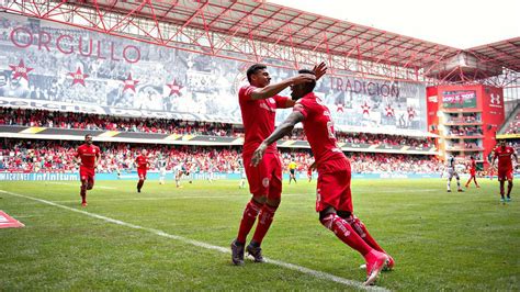 Liga Mx Toluca Aprovecha Superioridad Num Rica Y Vence A Rayados