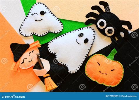 Halloween Cute Felt Ornament Decor Small Witch With Broom Pumpkin