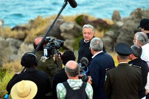 Inaugura Amlo Centro Turístico De Las Islas Marías País