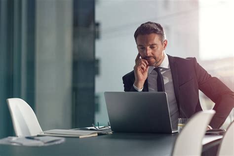 Business Man Wallpapers 4k Hd Business Man Backgrounds On Wallpaperbat