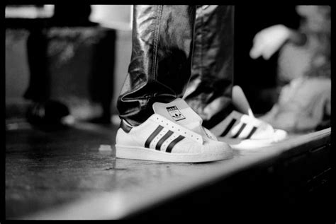 Venta Historia De Adidas Superstar En Stock