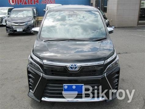 Toyota Voxy ZS Kiramic Mica Blue 2018 For Sale In Rupatali Bikroy