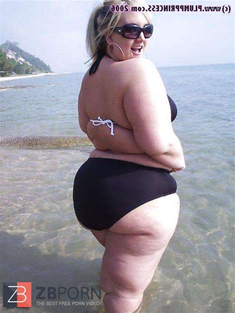 Bootylicious Beach Honey ZB Porn