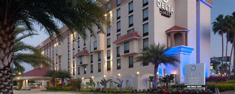 Delta Orlando Lake Buena Vista Hotel - Hotel near Walt Disney World Orlando