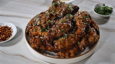 Balsamic Glazed Fried Chicken Wings Recipe Youtube