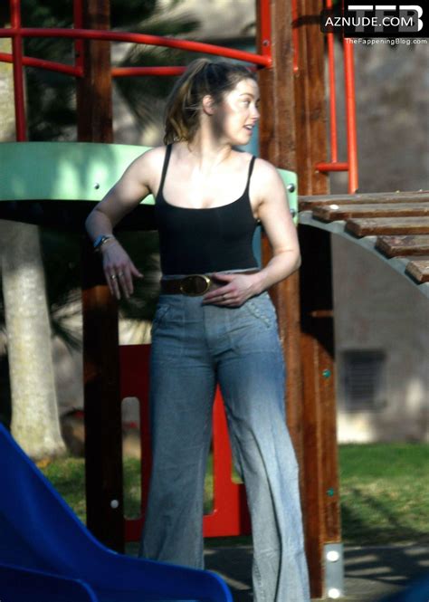Amber Heard Sexy Seen Showing Off Her Hot Ass Wearing Jeans In Palma De Mallorca AZNude