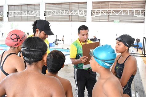 NADADORES DE FEDEORO COMPITEN EN GUAYAQUIL FEDERACIÓN DEPORTIVA