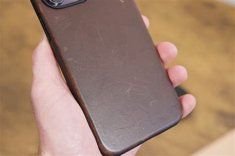 Nomad Modern Leather Iphone 14 Case Review My New Favorite Digital