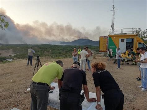 Controlado El Incendio Forestal En Moguer Andalucía Información