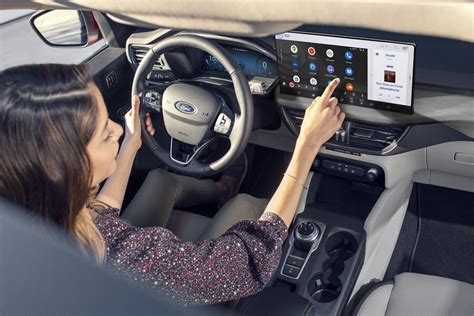 2023 Ford Escape® Suv Technology Features