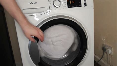 Hotpoint Heat Pump Tumble Dryer Duvet Dry Part 4 Youtube