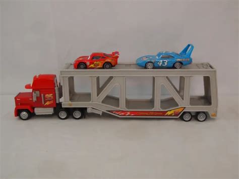 DISNEY PIXAR CARS Mack Car Hauler Lightning McQueen The King 2006