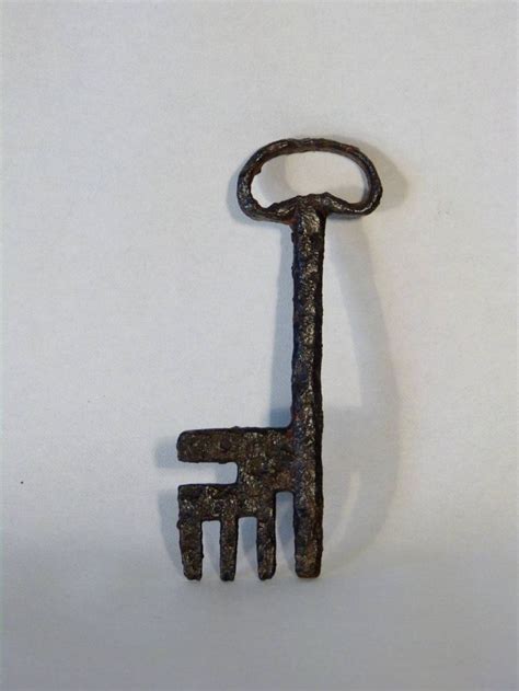 1013 Best Antique Large Keys Images On Pinterest Old Keys Skeleton