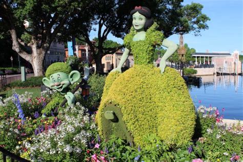 New Encanto Princess Tiana Topiaries Join Returning Favorites For