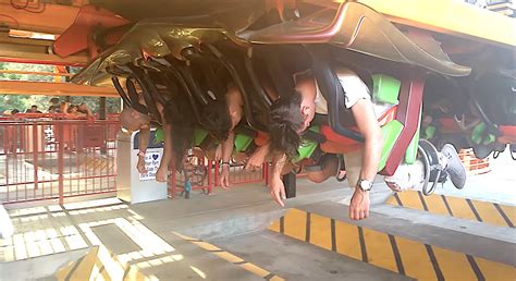 They Passed Out On The Rollercoaster Youtube