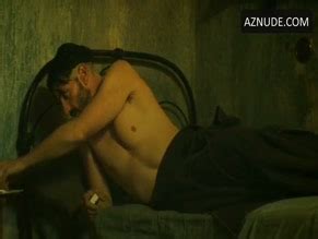 SOPHIE RUNDLE Nude AZNude